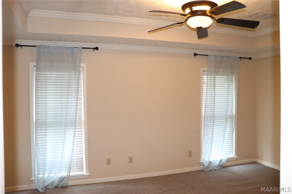 6025 MERIDIAN Lane