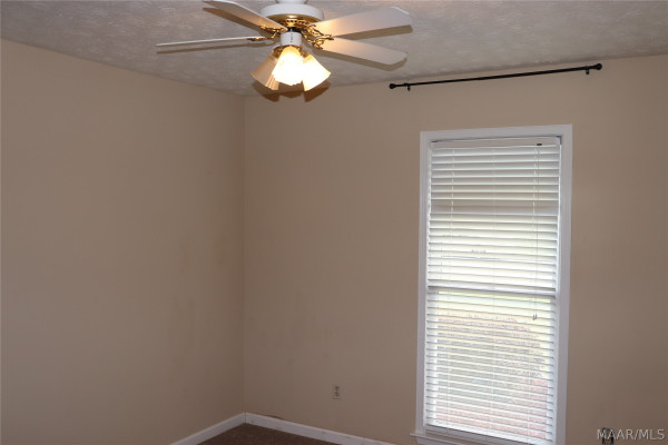 6025 MERIDIAN Lane