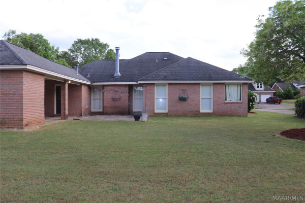 6025 MERIDIAN Lane