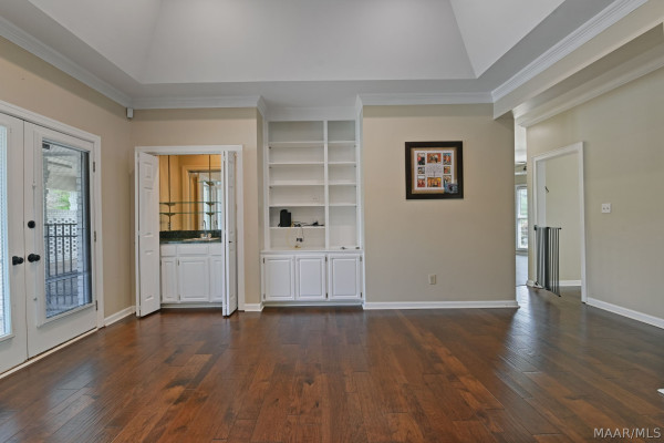 305 FOXCHASE Drive