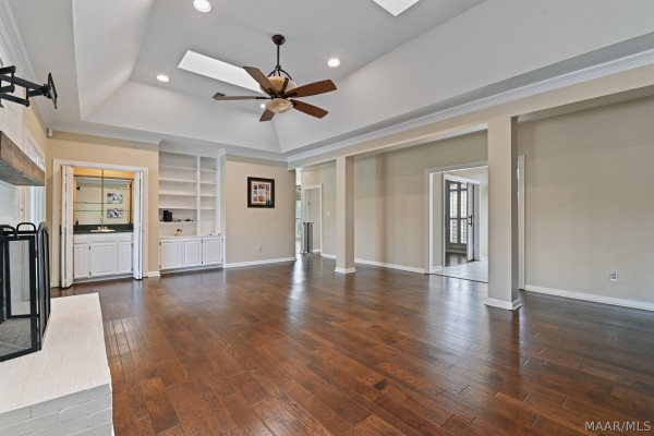 305 FOXCHASE Drive