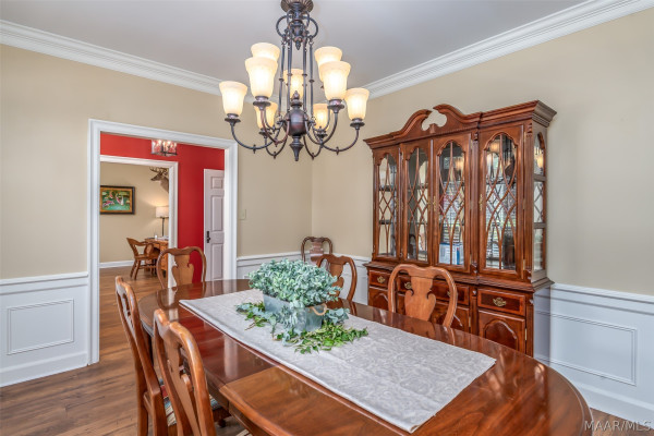 7800 HALCYON FOREST Trail