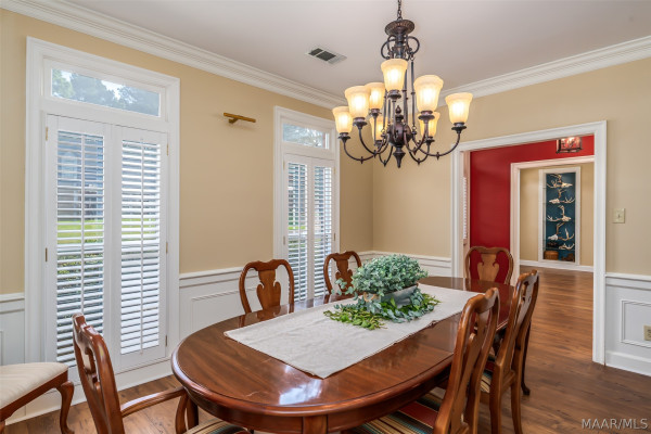 7800 HALCYON FOREST Trail