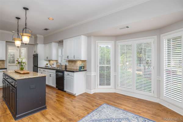7800 HALCYON FOREST Trail