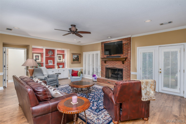7800 HALCYON FOREST Trail