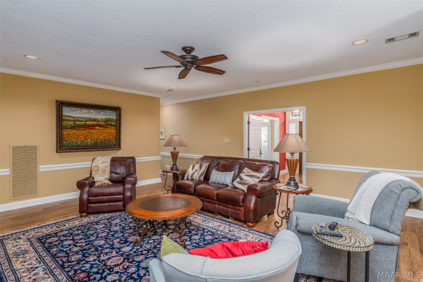 7800 HALCYON FOREST Trail