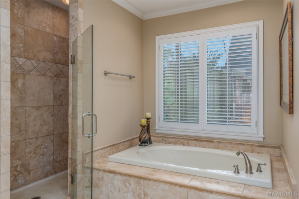 7800 HALCYON FOREST Trail