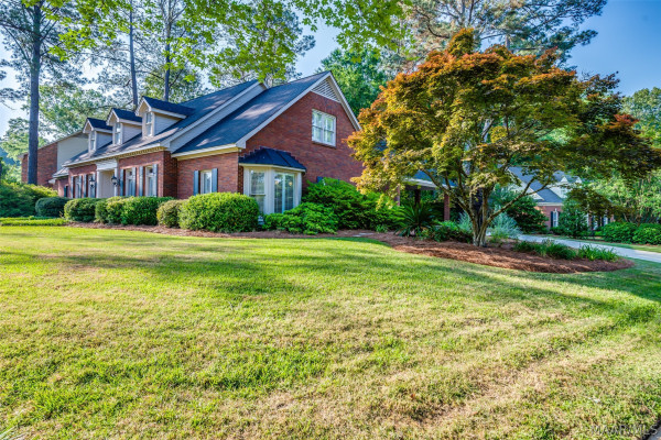 7800 HALCYON FOREST Trail