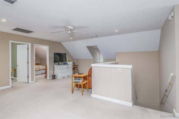7800 HALCYON FOREST Trail
