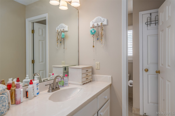 7800 HALCYON FOREST Trail