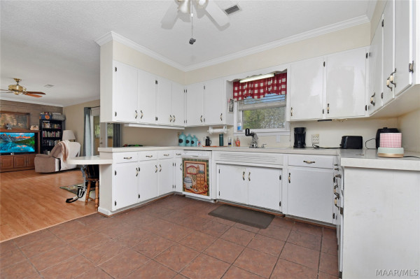 202 Elwyn Avenue