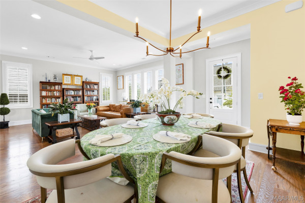 8511 Conduit Street