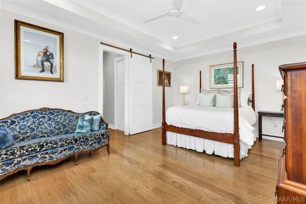 8511 Conduit Street