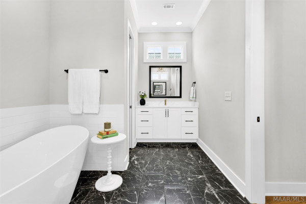 8511 Conduit Street