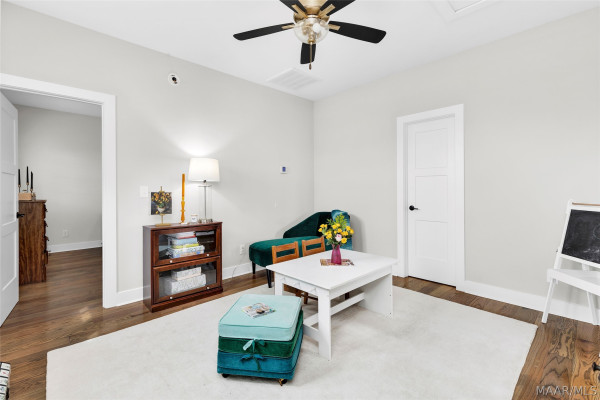 8511 Conduit Street