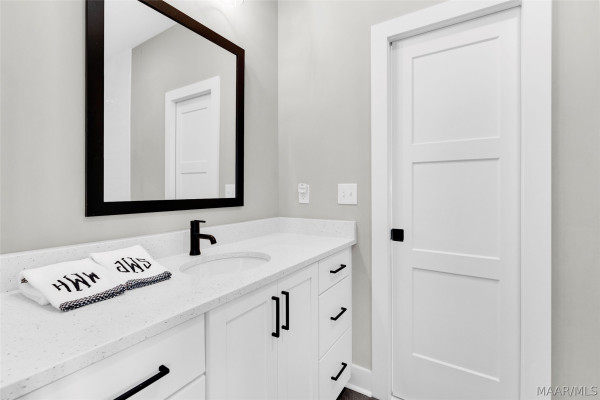 8511 Conduit Street