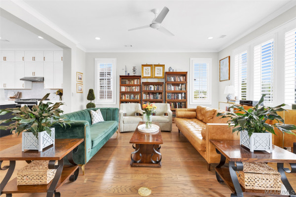 8511 Conduit Street