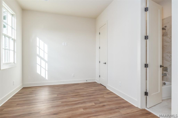 8404 Conduit Street