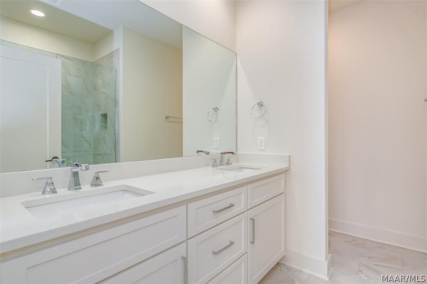 8404 Conduit Street