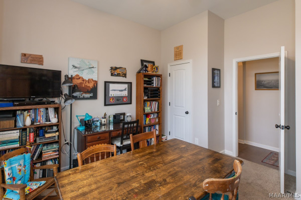 9403 Crescent Lodge Circle
