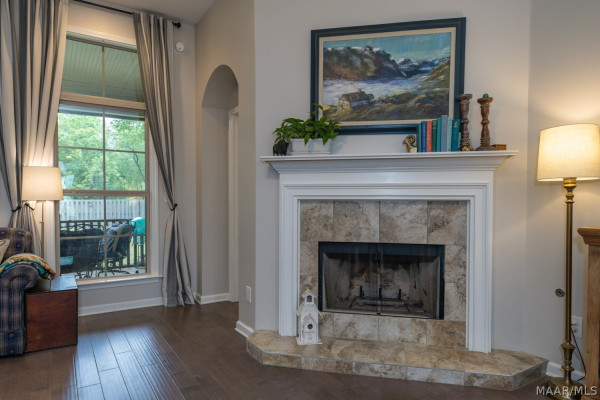 9403 Crescent Lodge Circle