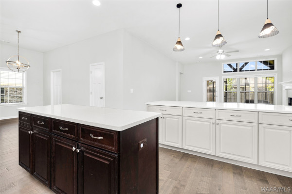 9290 CRESCENT LODGE Circle