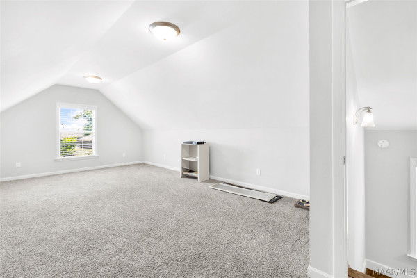 9290 CRESCENT LODGE Circle