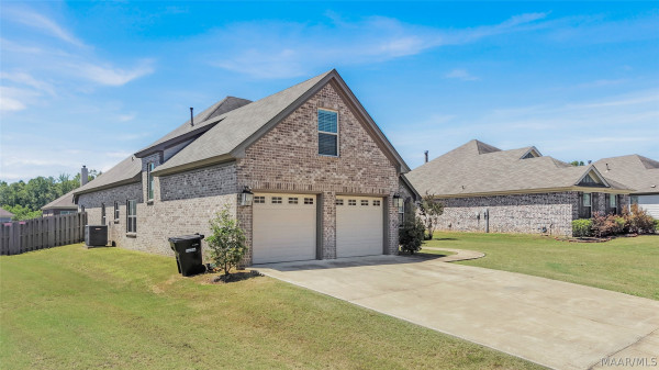9290 CRESCENT LODGE Circle