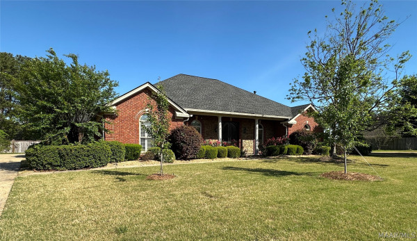 416 Towne Lake Drive