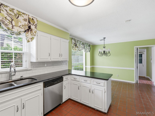 3621 Lancaster Lane