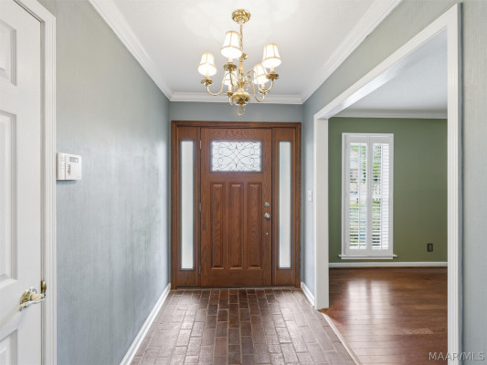 3621 Lancaster Lane