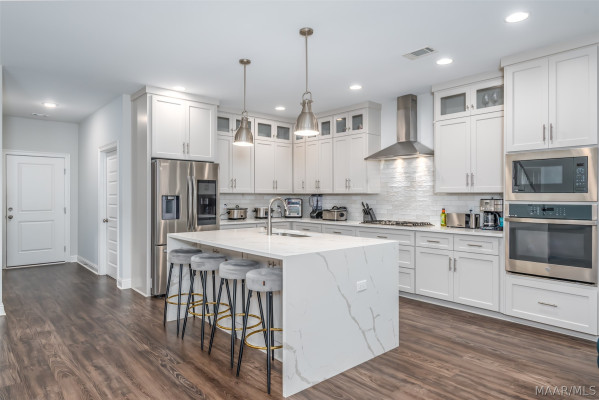8919 Register Ridge