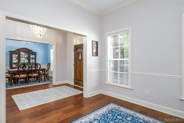 8919 Crescent Lodge Drive
