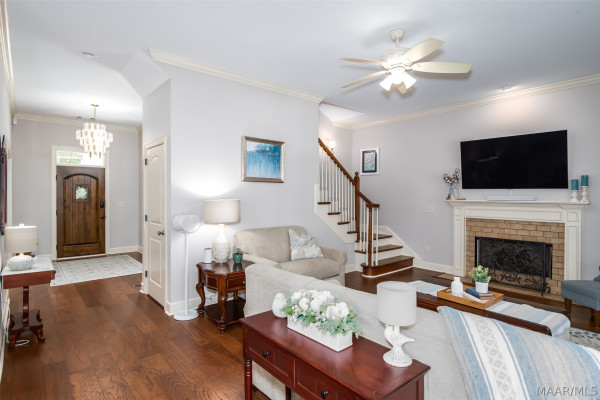 8919 Crescent Lodge Drive