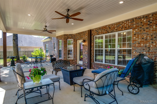 8919 Crescent Lodge Drive