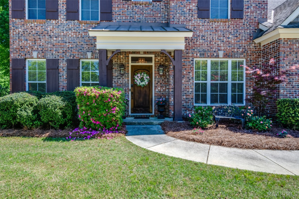 8919 Crescent Lodge Drive