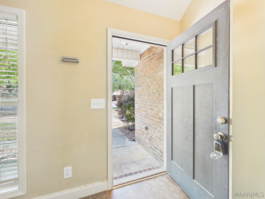 430 Catalpa Road