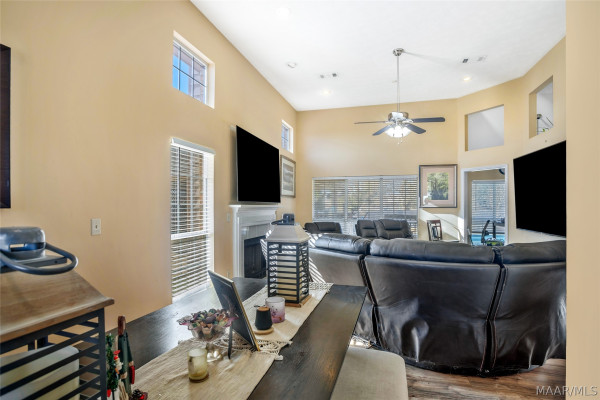 3624 Farmfield Lane