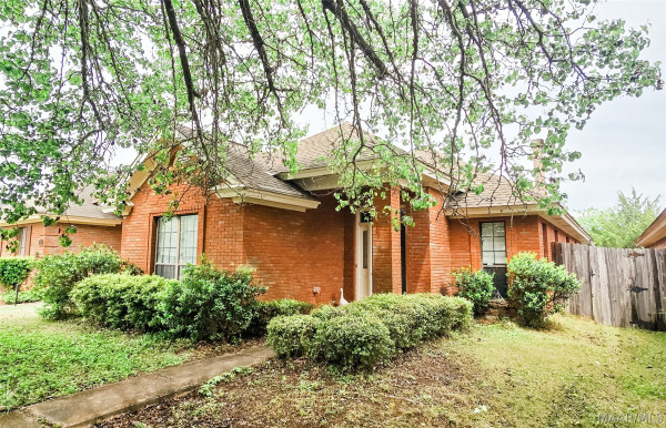 6308 CHAPRICE Lane