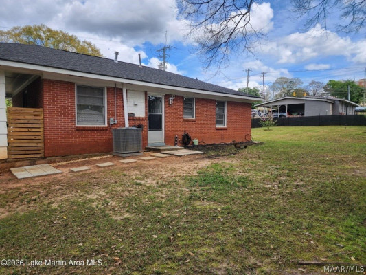 3816 Robbins Road