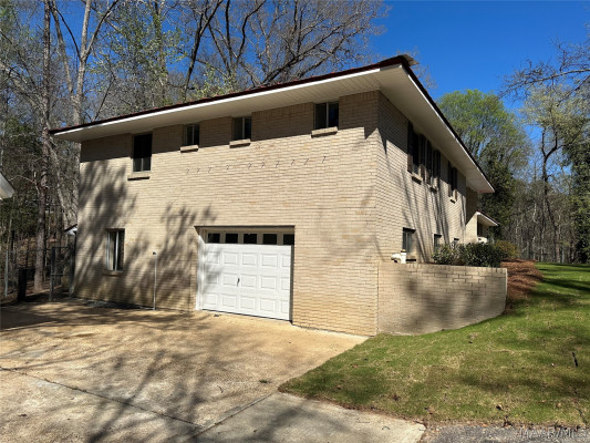 396 SPRING Lane