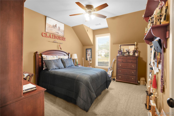 9124 THETFORD Way