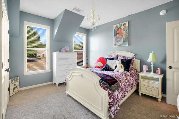 9124 THETFORD Way