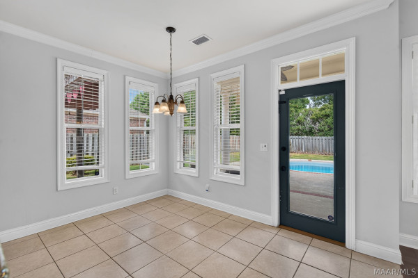 9206 Whispine Court