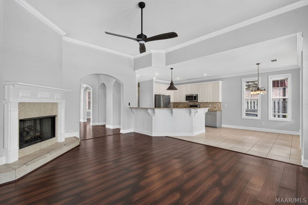 9206 Whispine Court