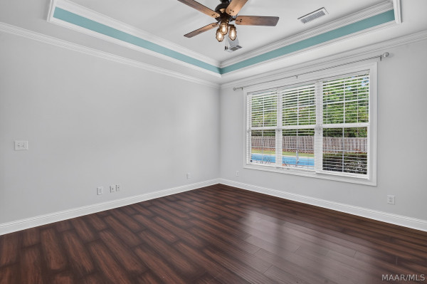 9206 Whispine Court