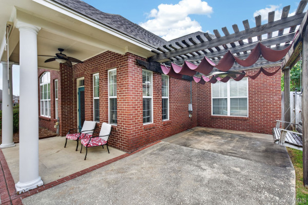9206 Whispine Court