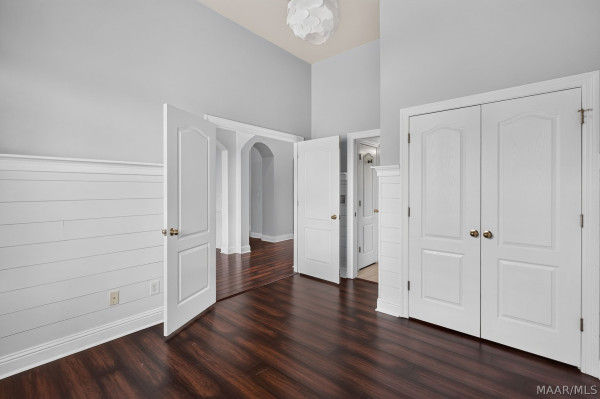 9206 Whispine Court