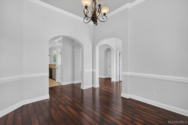 9206 Whispine Court