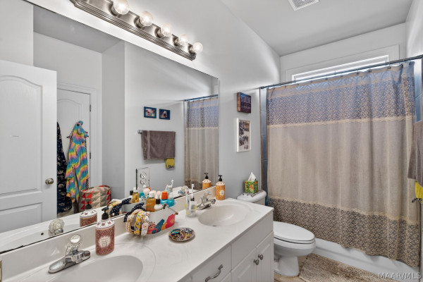 9206 Whispine Court